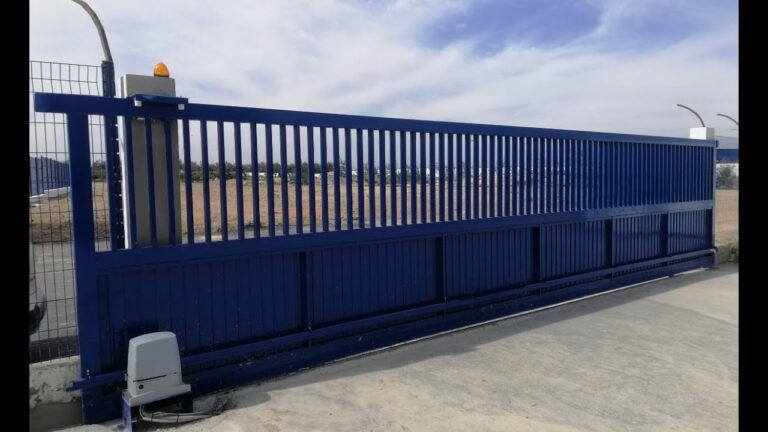 Portes Coulissantes en Acier : Optimisation des Espaces Industriels